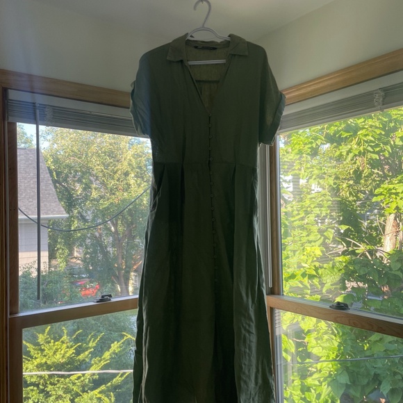 Zara Olive Green Linen Belted Midi Dress in Medium - Picture 9 of 11